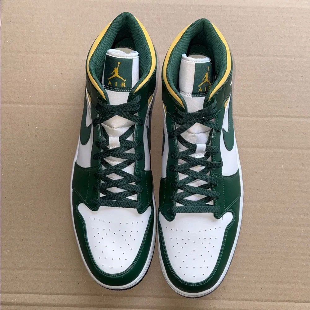 Air Jordan 1 Mid 'Sonics 2021' 554724-371 Men’s Size 18 - Picture 3 of 5